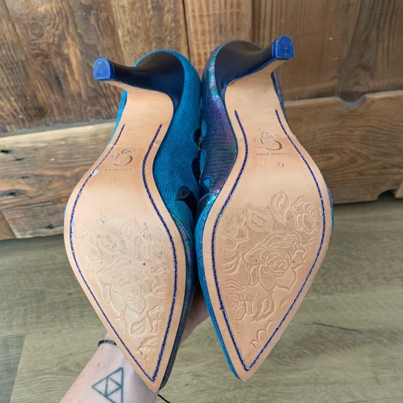 Sara Melissa Blue Wave Holo Handmade Heels - Picture 4 of 4